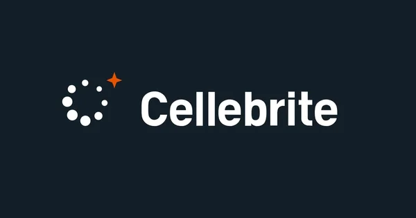 Le logo officiel Cellebrite en blanc avec l'accent étoile orange sur fond sombre.