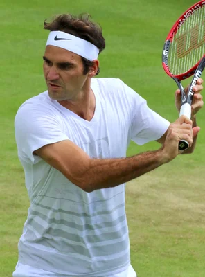 Roger Federer in action on the court during Wimbledon 2016.