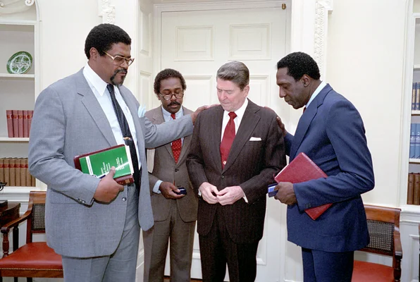 Image by President (1981-1989 : Reagan). White House Photographic Office. 1981-1989
