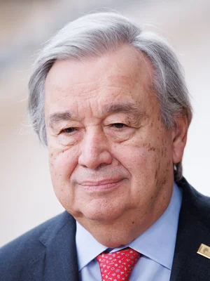 Portrait officiel d'António Guterres, Secrétaire général des Nations Unies.