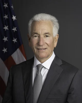 Charles Kushner, ambassadeur américain en France.