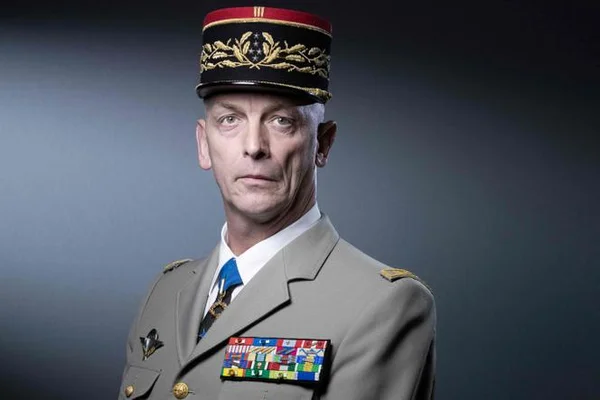 Pierre de Villiers : le général qui a dit non au pouvoir
