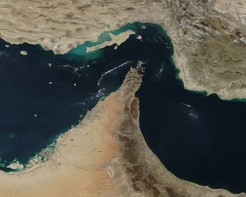 Le détroit d'Ormuz et la péninsule de Musandam vus depuis l'espace.