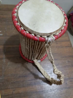 C'est un tambour parleur.