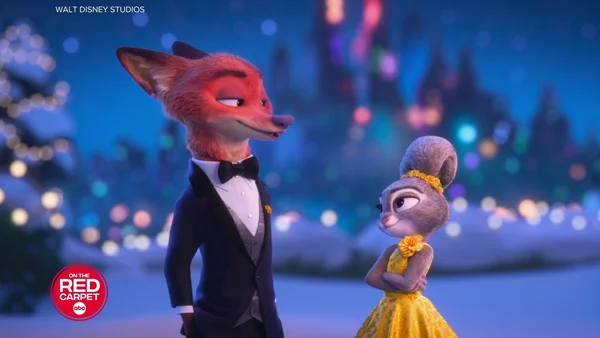 Nick Wilde en smoking et Judy Hopps en robe jaune dans un cadre nocturne extérieur.