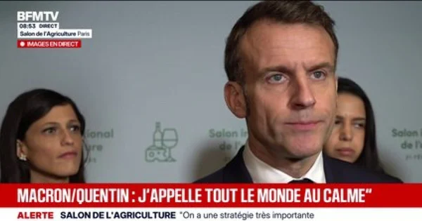 Le président Emmanuel Macron au Salon de l'Agriculture lance un appel au calme avant la marche hommage.