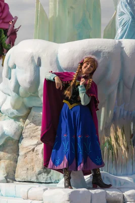 Anna in The Snow Queen at the Disney Magic On Parade in Disneyland Paris.