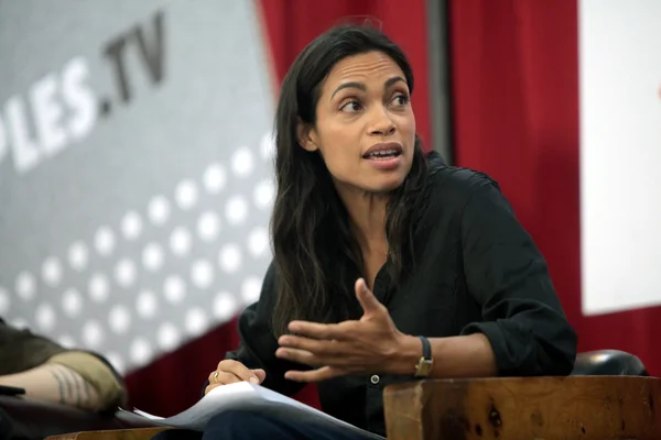 Rosario Dawson speaking at the 2016 Politicon at the Pasadena Convention Center in Pasadena, California. Please attribute to Gage Skidmore if used elsewhere.