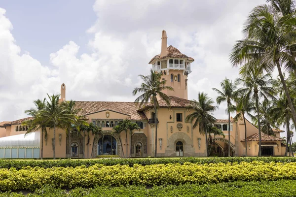 La résidence de Mar-a-Lago en Floride, où un homme armé s'est introduit