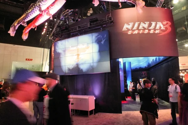 Le stand de Ninja Gaiden 3 lors de l'E3 2011, un épisode précédent de la célèbre franchise