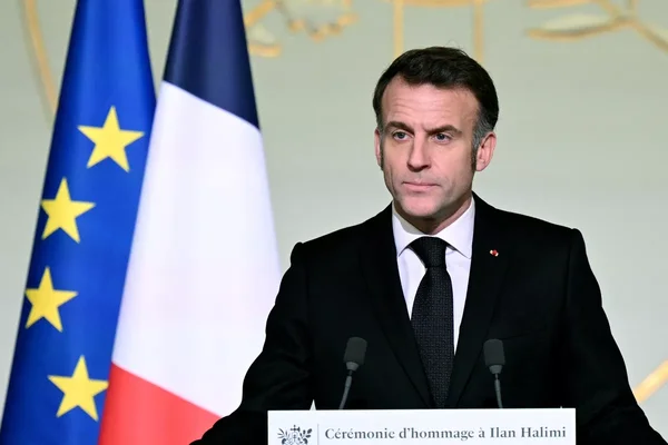Emmanuel Macron s'exprime lors de la cérémonie d'hommage à Ilan Halimi.