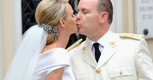 La galerie des Glaces du palais de Monaco