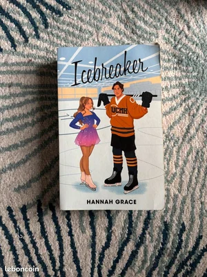 Photographie du livre Icebreaker de Hannah Grace posé sur un tapis.