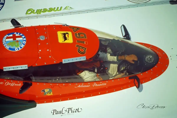 Course de bateaux offshore en Méditerranée