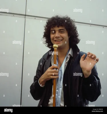 PATRICK HERNANDEZ, chanteur populaire français (1979).