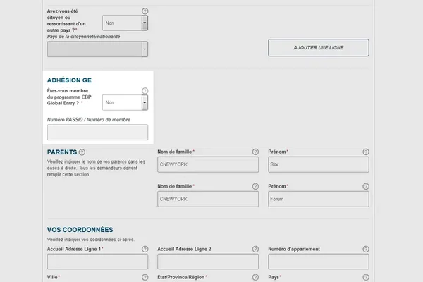 Carte Global Entry et étiquettes TSA PreCheck, avantages pour les voyageurs fréquents.