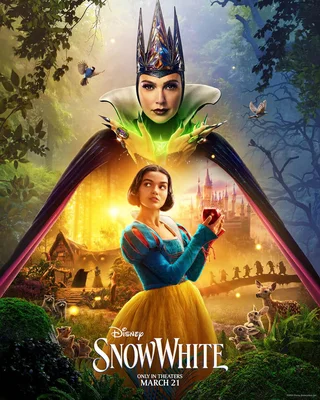 Affiche officielle de Blanche Neige montrant l'héroïne et la Méchante Reine dans un décor de forêt magique.