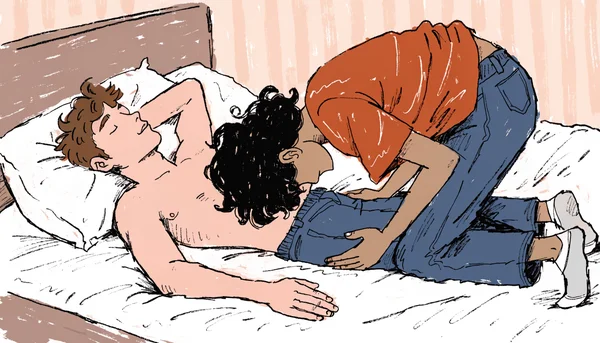 Pratique de sexe oral, une personne effectuant une fellation sur son partenaire allongé sur le lit, vue de profil