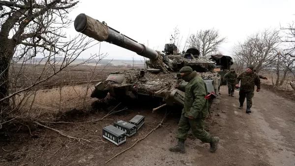 Carte des zones de combat dans le Donbass avec les villes de Pokrovsk et Tchassiv Yar.