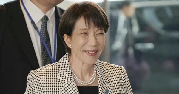 Sanae Takaichi reconduite Première ministre après son triomphe électoral