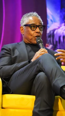 Giancarlo Esposito (Moff Gideon) lors d'une Q&A au Comiccon France 2025