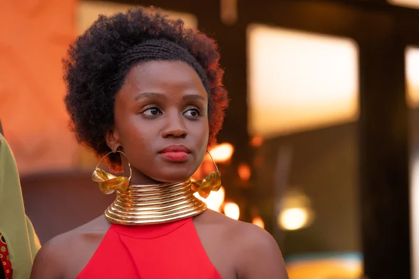 Masali Baduza, actrice principale de la série BBC Noughts and Crosses.