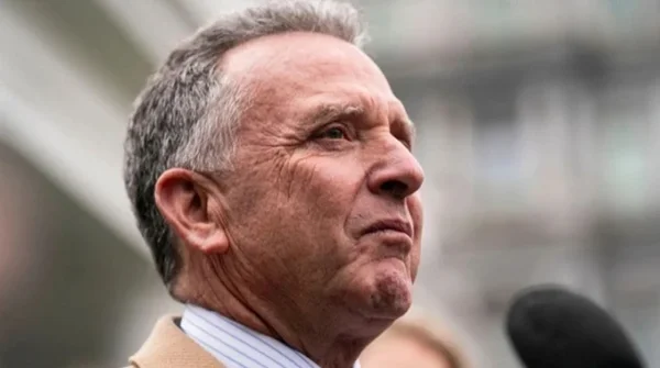 Steve Witkoff, l'envoyé spécial de Trump, s'exprimant devant la presse.