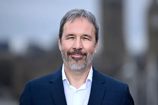 Le réalisateur Denis Villeneuve défendant la durée de Dune 2 lors d'un entretien avec Variety.