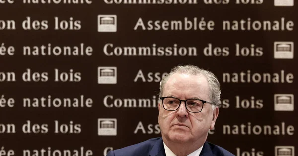Politique. Conseil constitutionnel : Richard Ferrand, un nouveau président déjà critiqué