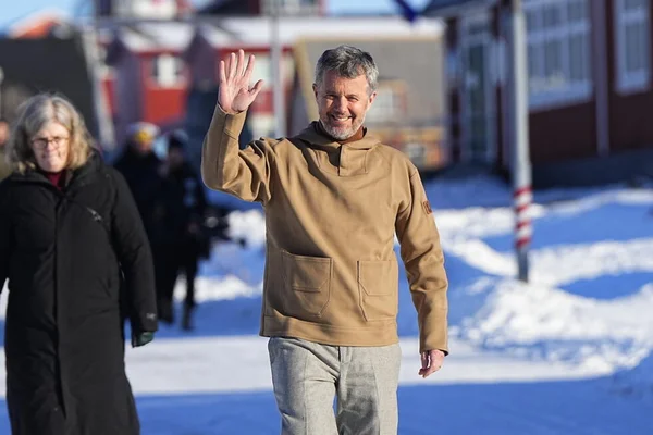 Le roi Frederik X et la reine Mary très amoureux lors de leur voyage au Groenland.