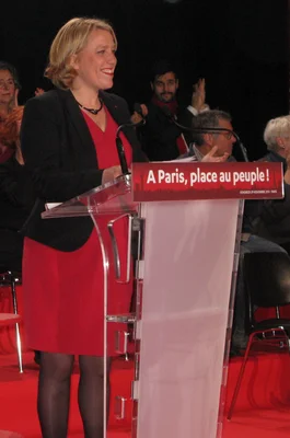 Danielle Simonnet lors du lancement de la campagne des municipales 2014 du Front de gauche à Paris.