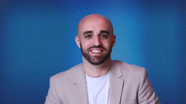 Portrait de Laurent Tessier, chroniqueur ayant commenté l'affaire sur Europe 1.