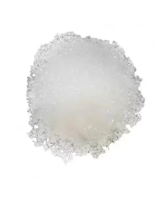 Extérieur d'un bâtiment Amazon avec de grandes fenêtres et une enseigne logo.