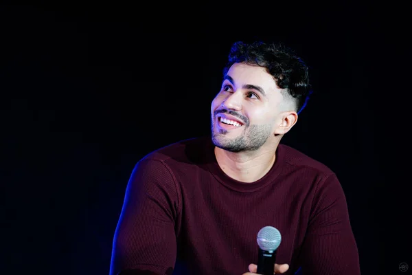 Danyl et son crew sur scène au Pont Rouge de Monthey lors de leur concert le 26 octobre 2024.