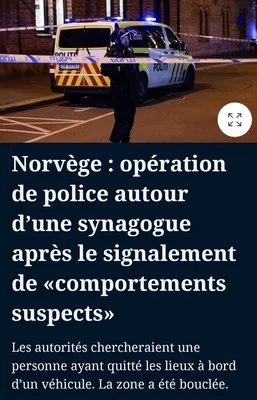 Une voiture de police norvégienne immatriculée Politi stationnée à Trondheim.