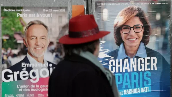 Rachida Dati s'adressant aux médias sur le plateau de RTL