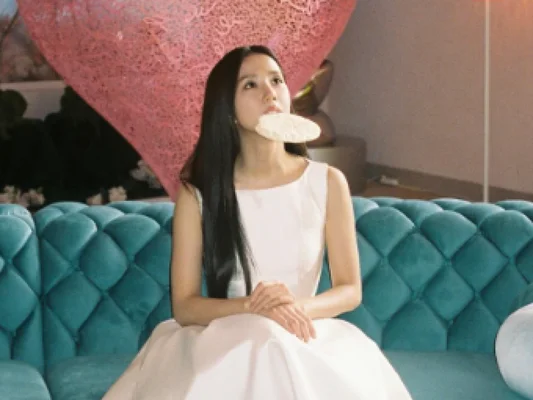 Jisoo, annoncée comme lauréate du prix Madame Figaro Rising Star à Canneséries 2026.