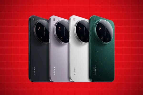 Les quatre coloris disponibles du Xiaomi 17 Ultra : gris, violet, blanc et vert.