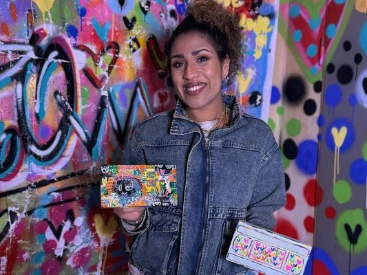 Joanna Lagrave, alias Poom in love, artiste exploratrice.