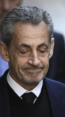 Affaire Bygmalion : Nicolas Sarkozy devra purger sa peine de prison ferme - France 24