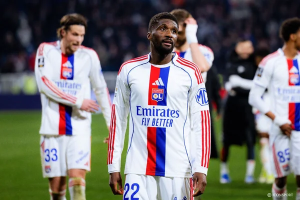 Le gardien lyonnais dans son but lors du match retour contre le Celta.