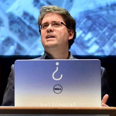 Portrait d'Eliot Higgins, fondateur de Bellingcat.