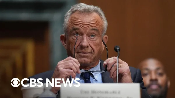 Ancien directeur du CDC discutant des politiques vaccinales de RFK Jr. lors d'une interview CBS News.