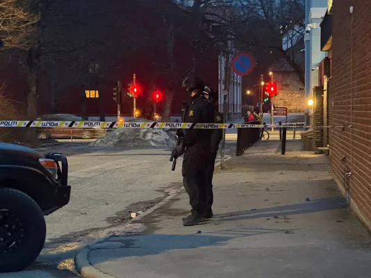 La synagogue de Trondheim située Arkitekt Christies gate, avec inscription en hébreu.