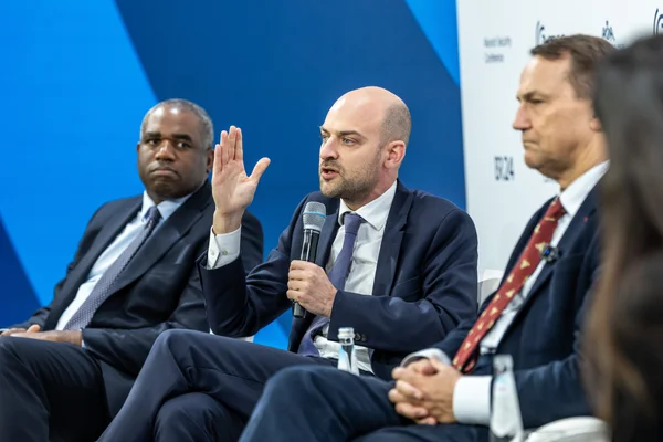 Jean-Noël Barrot intervenant lors de la discussion « Europole? The Old Continent’s New Geopolitical Role ».