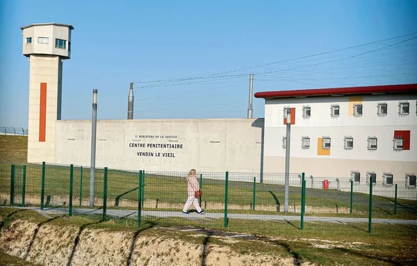 Le centre pénitentiaire de Vendin-le-Vieil, destiné à accueillir des détenus à haute sécurité.