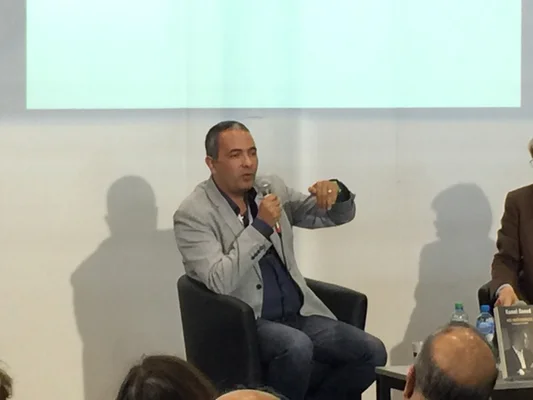 Portrait de l'écrivain Kamel Daoud.