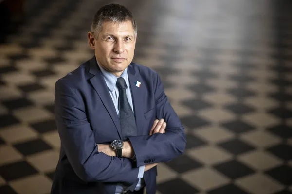 Fabrice Balanche s'exprimant sur la liberté au sein de l'université.