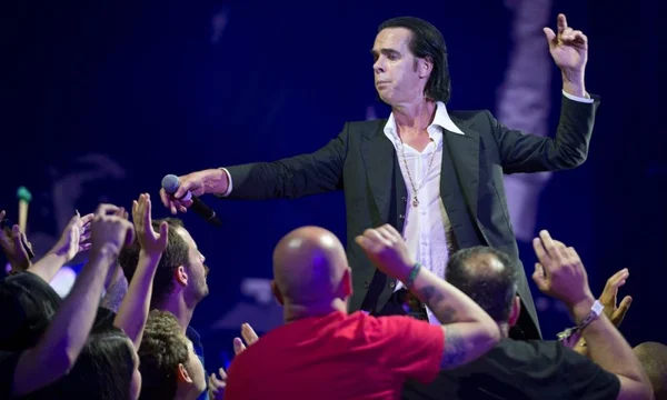 Évolution du logo Live Nation Entertainment entre 2010 et aujourd'hui.