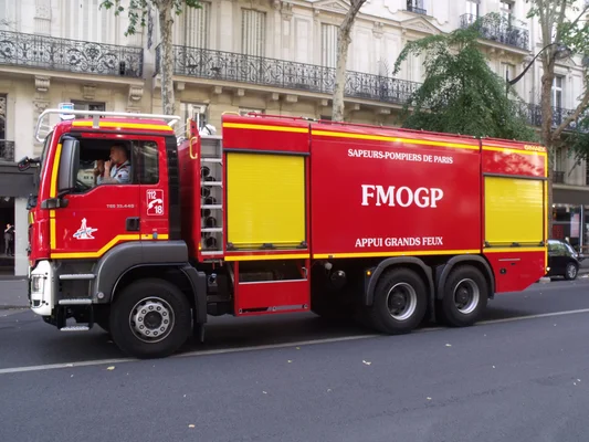 Un véhicule d'intervention de la Brigade de sapeurs-pompiers de Paris.